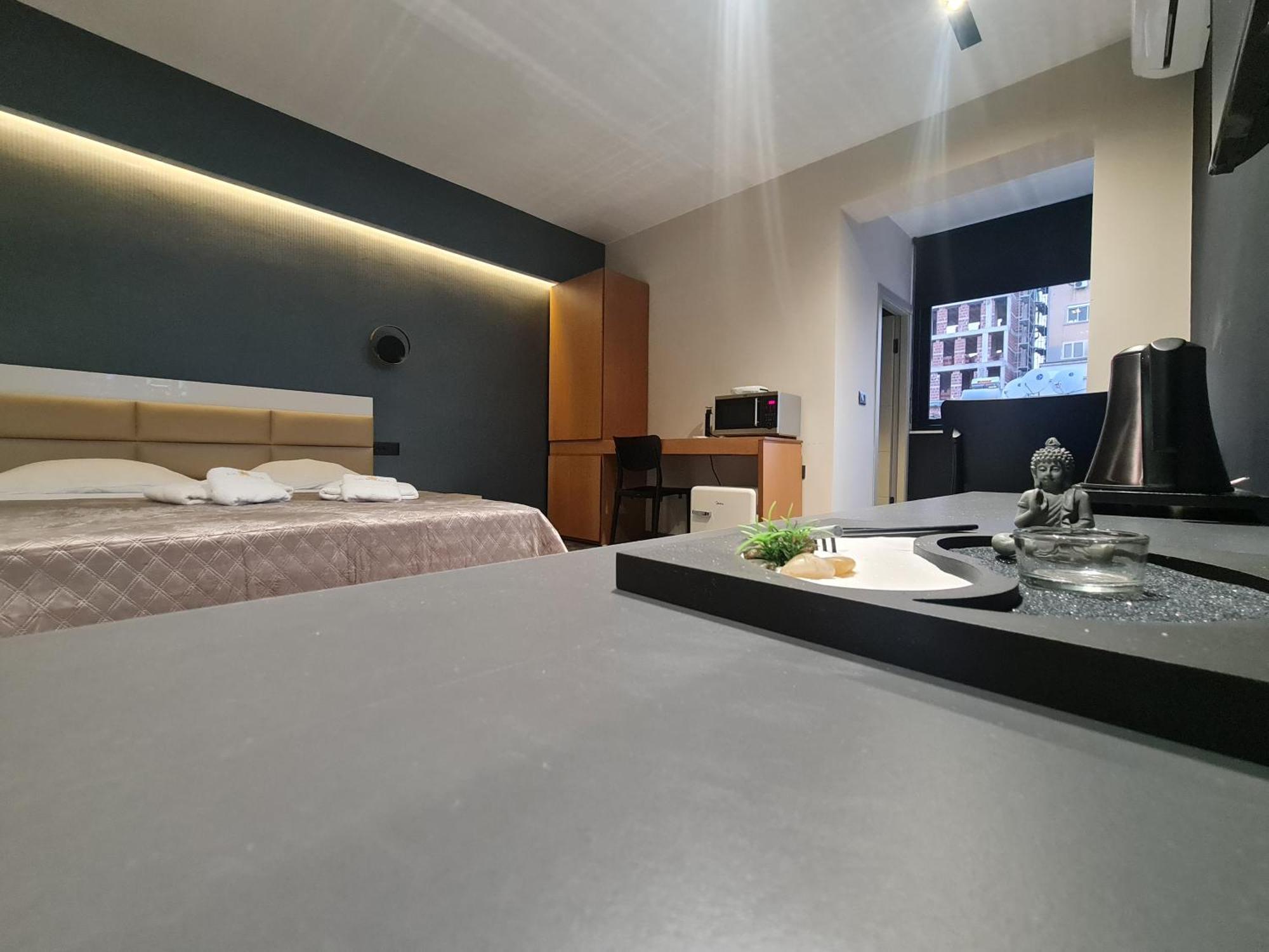 La Mirage Suites & Apartments Tirana Exterior photo
